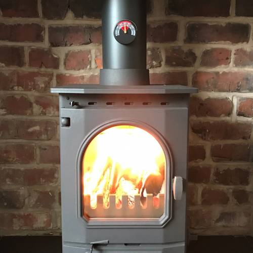 Lifehack Video: How to start a fire successfully every single time…